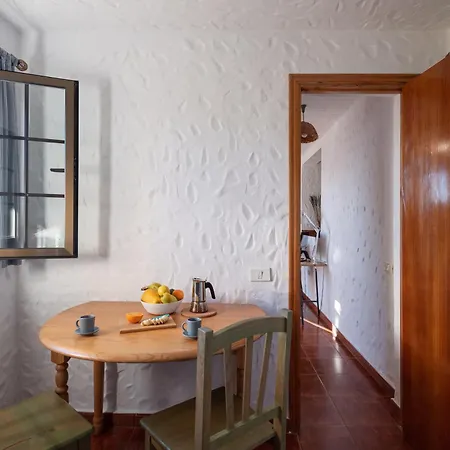 Apartament Living - Earth Adults Only Artenara